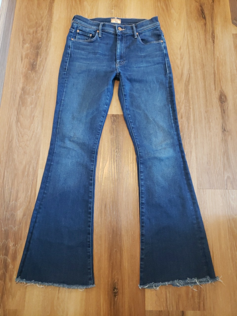 MOTHER The Weekender Fray Flare Jeans 27"x29" Home Movies